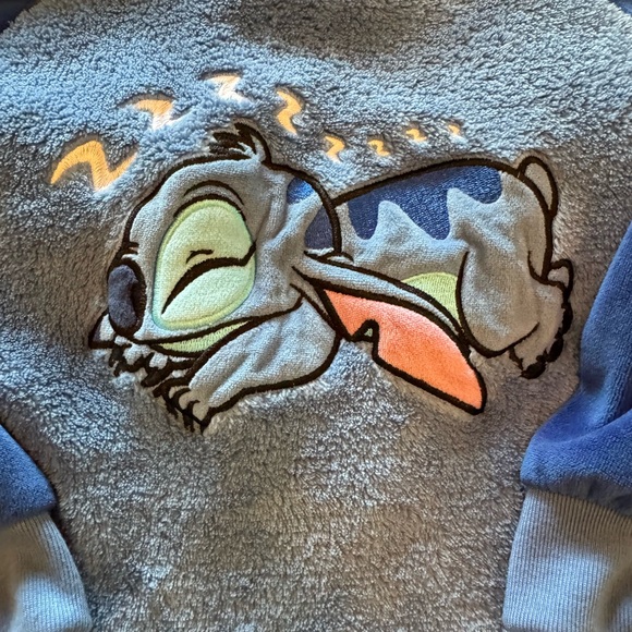 Disney Store Stitch Pjs For Kids, Lilo and Stitch size 4T - Picture 3 of 6